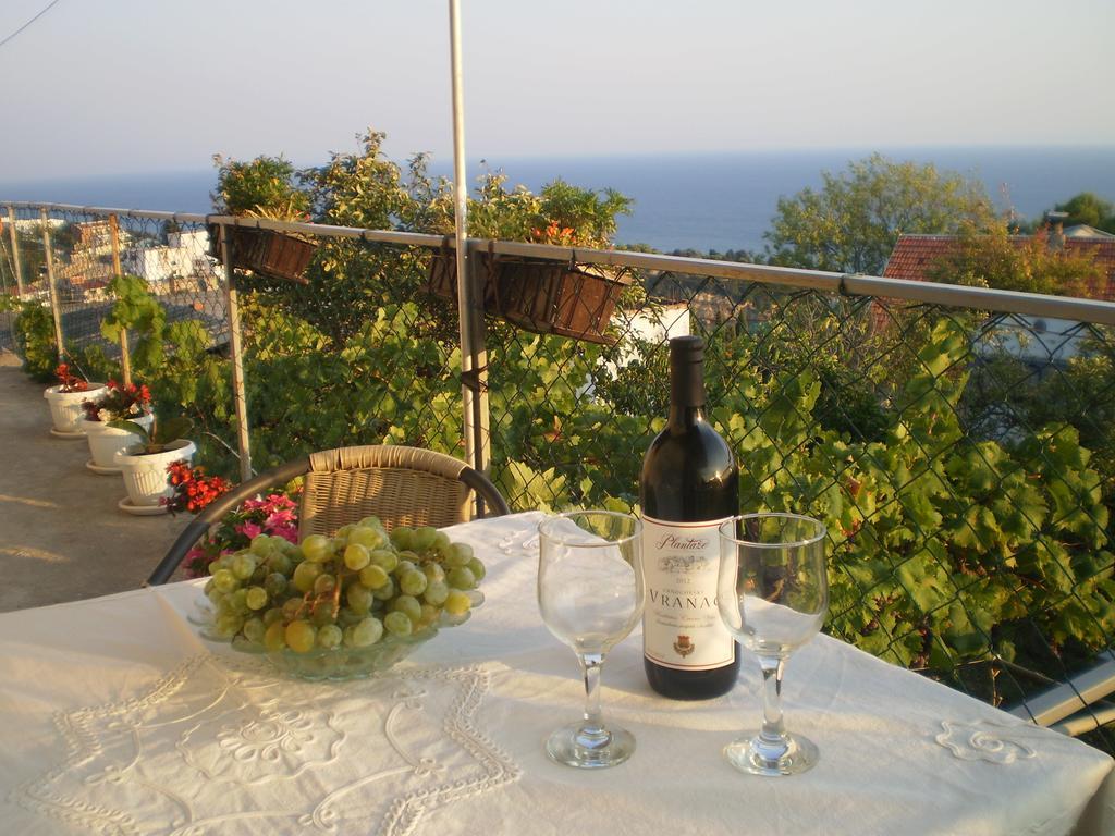 Apartment Vuk I Novak Ulcinj Room photo