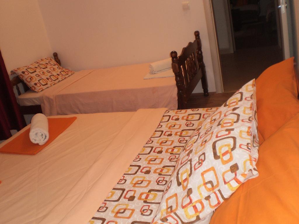 Apartment Vuk I Novak Ulcinj Exterior photo
